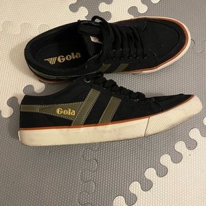 Gola sneakers